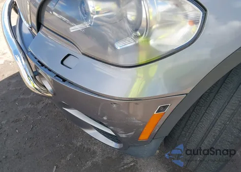 2012 BMW X5 xDrive35D from USA, damaged, VIN 5UXZW0C55CL668567